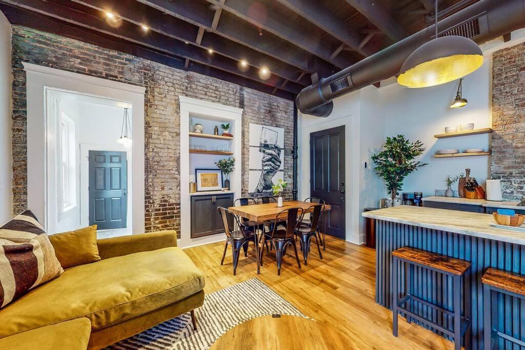 Luxury 8 Bed/4 Ba Nulu Home Private Yard/Parking 路易斯威尔 外观 照片