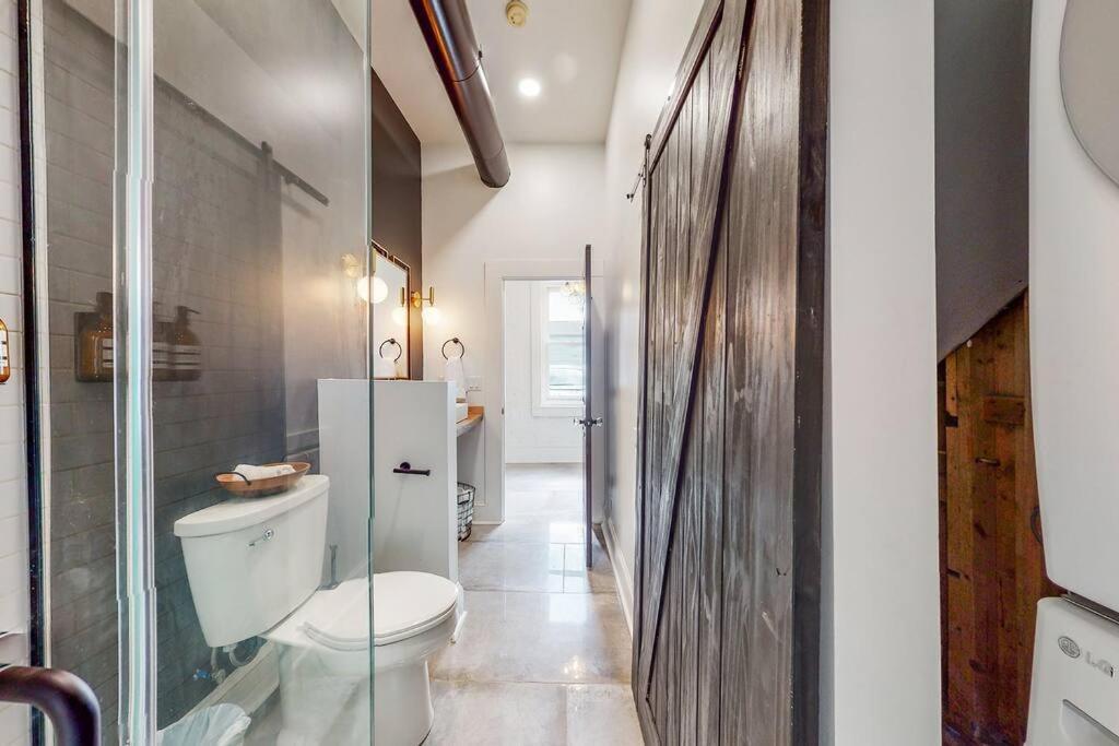 Luxury 8 Bed/4 Ba Nulu Home Private Yard/Parking 路易斯威尔 外观 照片