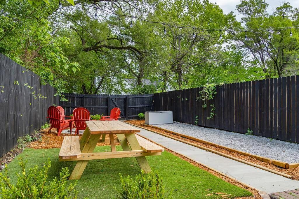 Luxury 8 Bed/4 Ba Nulu Home Private Yard/Parking 路易斯威尔 外观 照片