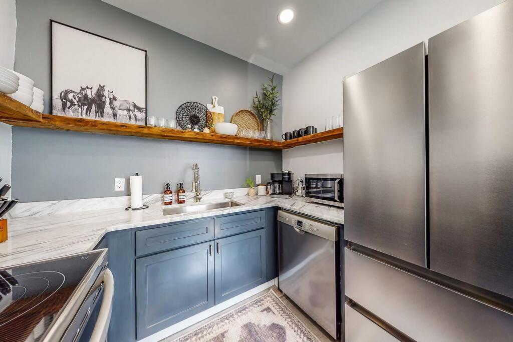 Luxury 8 Bed/4 Ba Nulu Home Private Yard/Parking 路易斯威尔 外观 照片